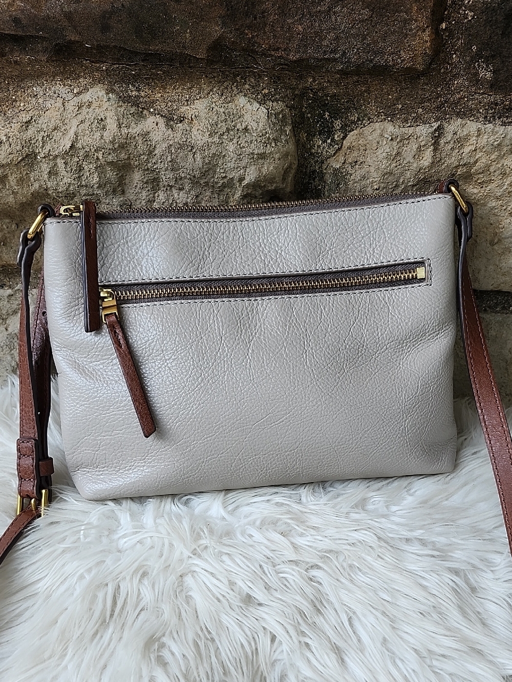 FOSSIL FIONA LEATHER CROSSBODY BAG - Picture 16 of 16